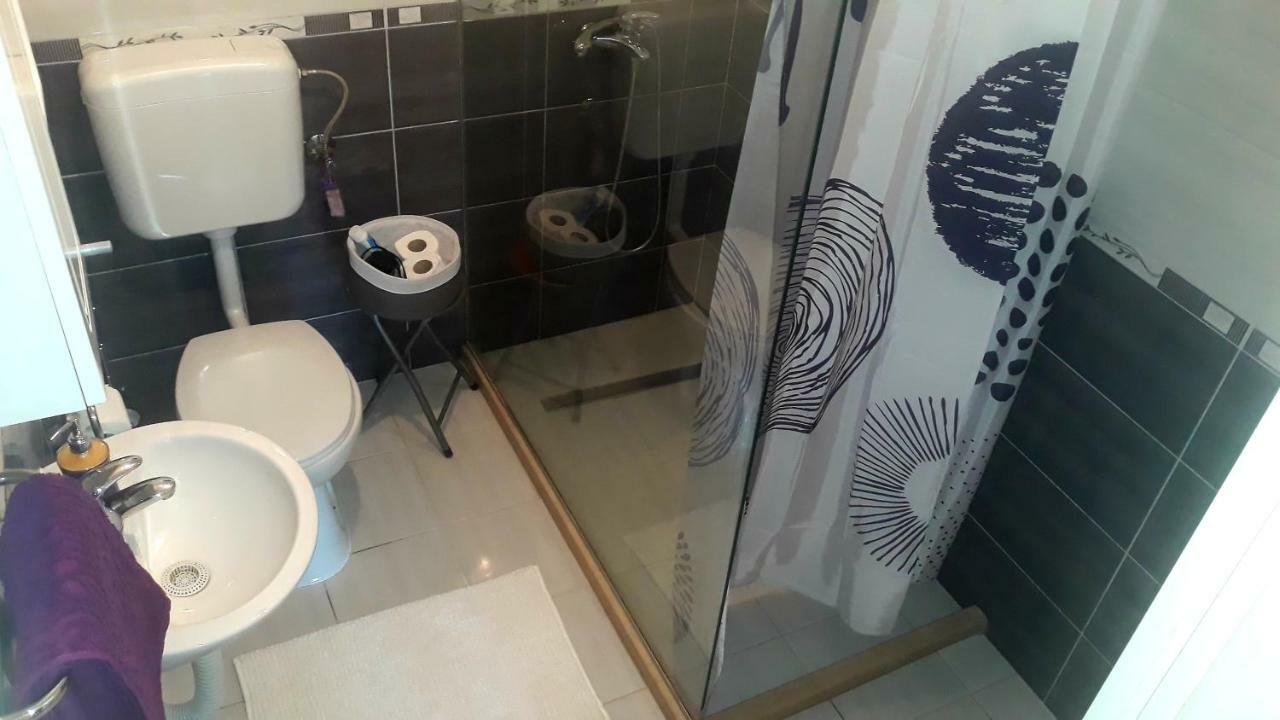 Apartmani Lezenic Dada ネウム エクステリア 写真
